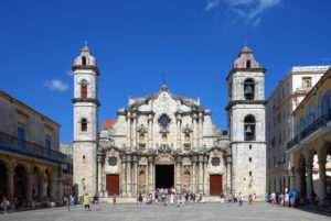 La_Havane_cathedrale_face
